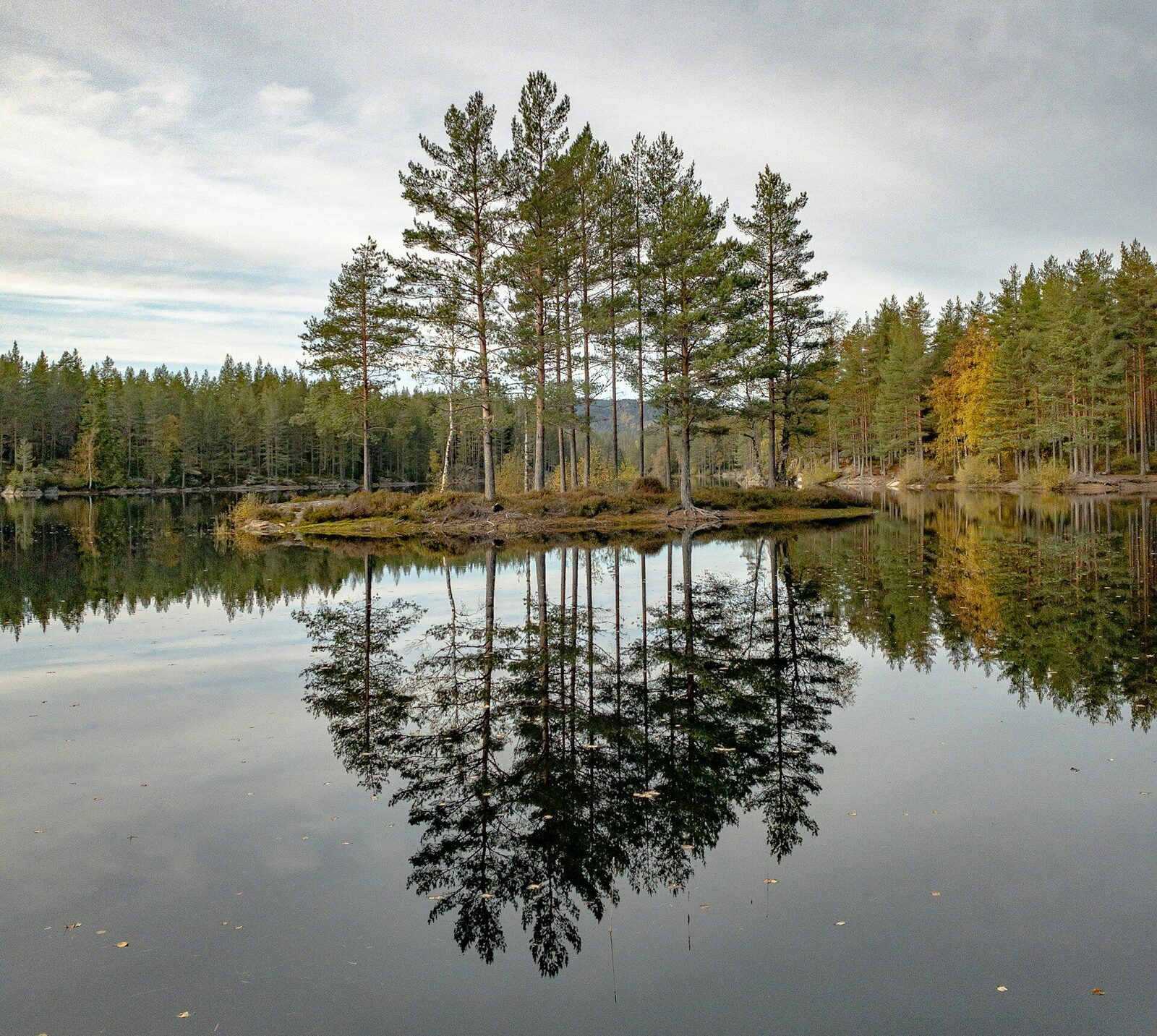 Savonlinnan kivellä ja vedellä – kaupunginläheiset luontopaikat